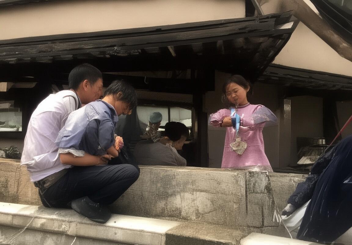 哈登手握一票否决权掌控快船交易主动权，留队意愿成关键变数